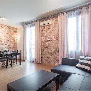 central-apartment.catalonia-hotels.com/