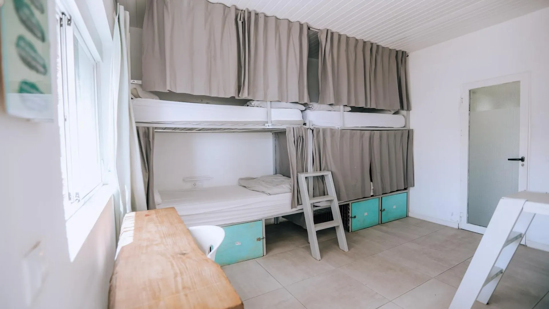 Hostel The Tree House Tenerife El Medano